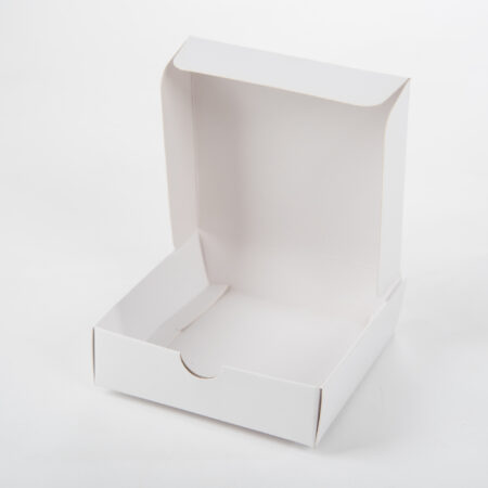 PORCIÓN DE TORTA 10X10X3 cms. BLANCO