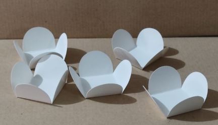 PIROTINES PARA BOCADITOS 3.5X3.5X2.5 CMS. BLANCO