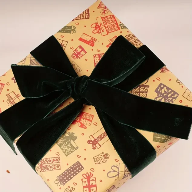 CINTA DE TERCIOPELO VERDE 40MM X 10 METROS