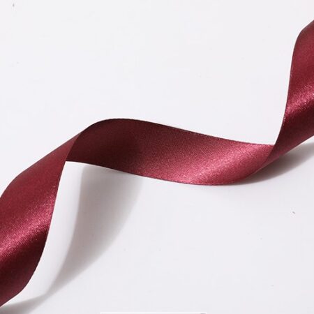 CINTA SATINADA COLOR ROJO VINO 25MM X 10 METROS